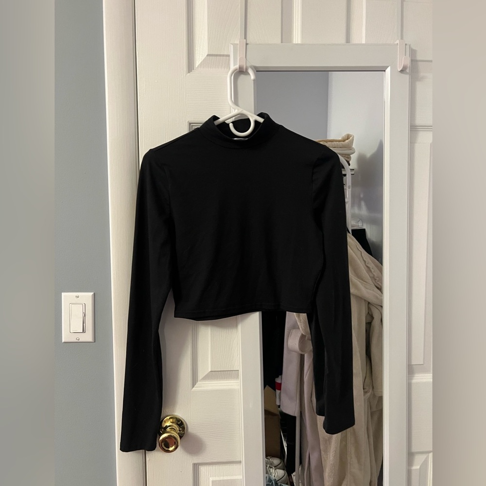Revamped Long Sleeve Turtleneck Crop Top - Size L